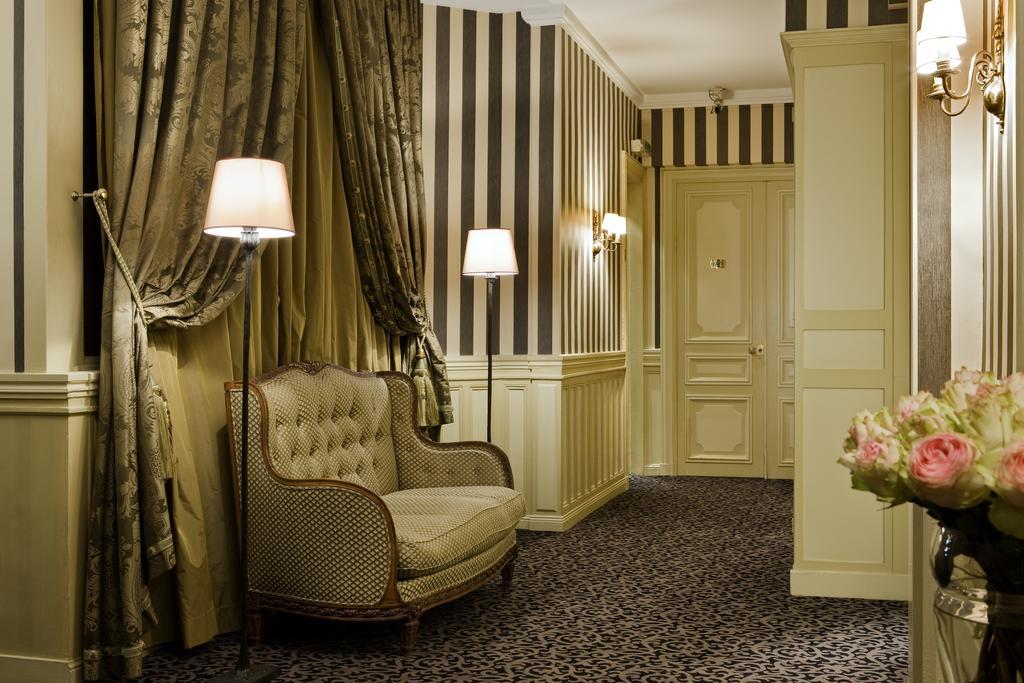 Hotel Grand Parijs
